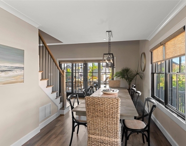 181 Wilmot Road - Photo Thumbnail 10