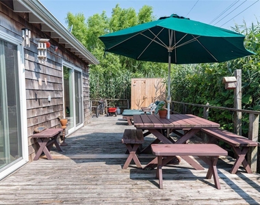 453 Denhoff Walk - Photo Thumbnail 9