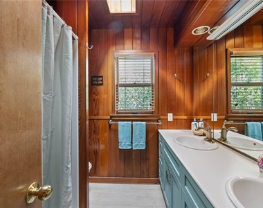 453 Denhoff Walk - Photo Thumbnail 7