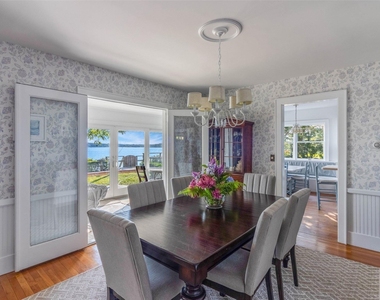 930 W Cove Road - Photo Thumbnail 8