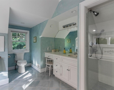 930 W Cove Road - Photo Thumbnail 20
