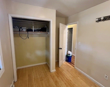 314 E 35th Street - Photo Thumbnail 3