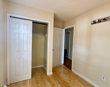 314 E 35th Street - Photo Thumbnail 9