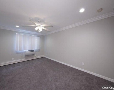 1 Brookwood Drive - Photo Thumbnail 6