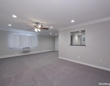 1 Brookwood Drive - Photo Thumbnail 5