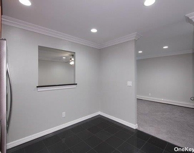 1 Brookwood Drive - Photo Thumbnail 3