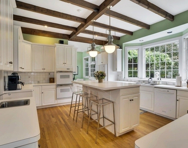 5 Shinnecock Road - Photo Thumbnail 11