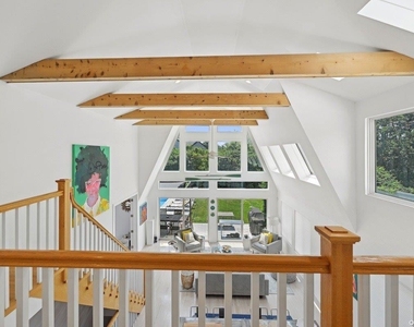 2 William Way - Photo Thumbnail 18