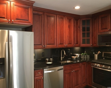 1 Brookwood Drive - Photo Thumbnail 4