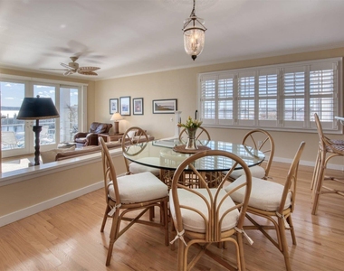 8 Oyster Point - Photo Thumbnail 7