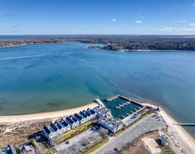 8 Oyster Point - Photo Thumbnail 14