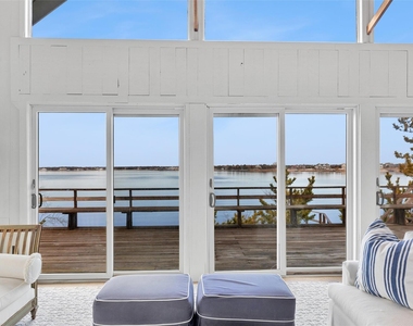 298 Dune Road - Photo Thumbnail 17