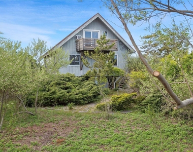 298 Dune Road - Photo Thumbnail 14