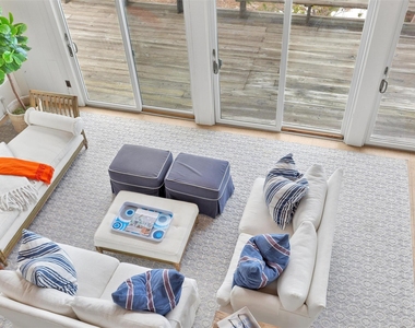 298 Dune Road - Photo Thumbnail 24