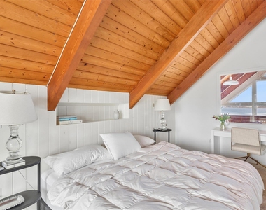 298 Dune Road - Photo Thumbnail 30