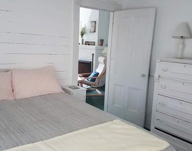 276 Cottage Walk - Photo Thumbnail 4