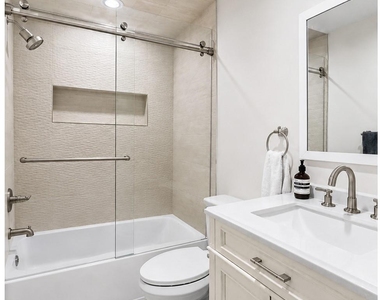 6 West End Avenue - Photo Thumbnail 8
