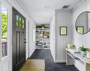 6 West End Avenue - Photo Thumbnail 1
