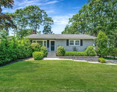 3 Crestview Drive - Photo Thumbnail 1