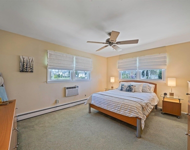 3 Crestview Drive - Photo Thumbnail 6