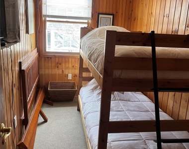 770 Ocean Breeze Walk - Photo Thumbnail 5