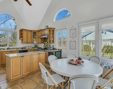 6 Nidzyn Avenue - Photo Thumbnail 7