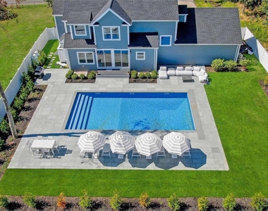950 Tasker Lane - Photo Thumbnail 16