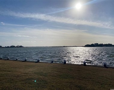 28 Koral Drive - Photo Thumbnail 1