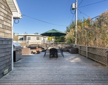 38 Homesite Avenue - Photo Thumbnail 17