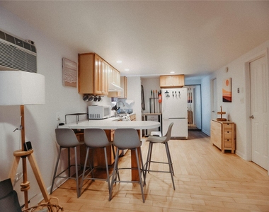 157 Beach 109th St - Photo Thumbnail 4