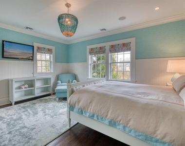 115 Toylsome Lane - Photo Thumbnail 9