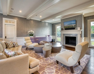 115 Toylsome Lane - Photo Thumbnail 3