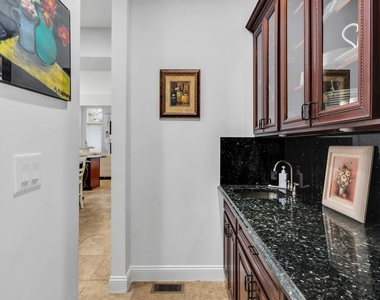 10 Bay Woods Drive - Photo Thumbnail 13