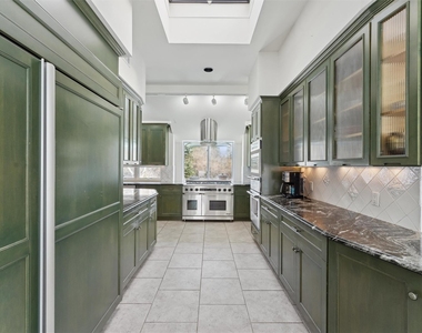 11 Watersedge Ct - Photo Thumbnail 12