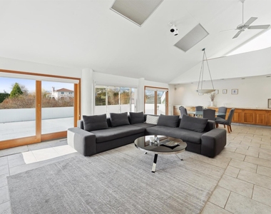 11 Watersedge Ct - Photo Thumbnail 9