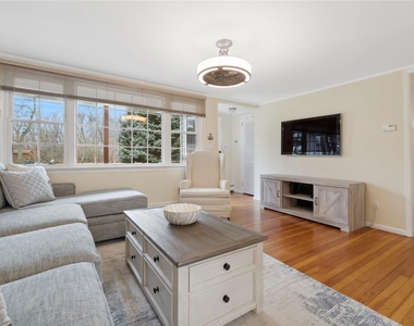 220 Fiddler Lane - Photo Thumbnail 1