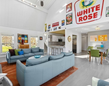 43 Robin Drive - Photo Thumbnail 5