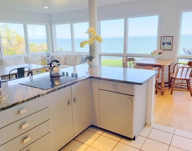 11 Beach Road - Photo Thumbnail 18