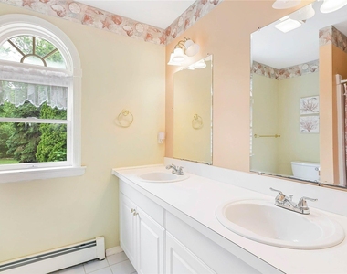 530 Stillwater Avenue - Photo Thumbnail 10