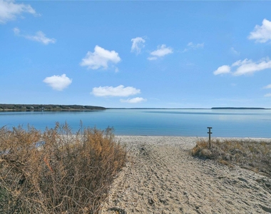 415 Southern Cross - Photo Thumbnail 1