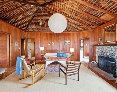 400 Diamond Lane - Photo Thumbnail 13