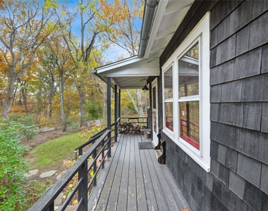 400 Diamond Lane - Photo Thumbnail 2