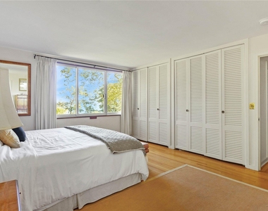 189 Old Harbor Road - Photo Thumbnail 17