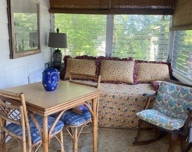 970 Surfview Walk - Photo Thumbnail 2