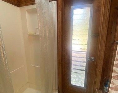 970 Surfview Walk - Photo Thumbnail 9