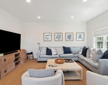 3 Willow Lane - Photo Thumbnail 8