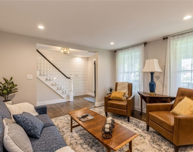 3400 Youngs Avenue - Photo Thumbnail 3