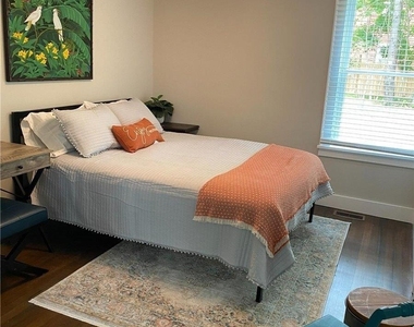 3400 Youngs Avenue - Photo Thumbnail 6