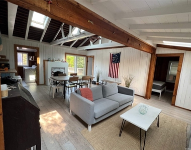 726 Ocean Breeze Walk - Photo Thumbnail 1
