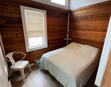 726 Ocean Breeze Walk - Photo Thumbnail 5